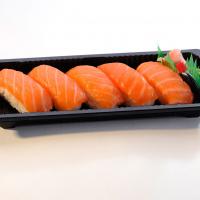 Salmon Sushi (S)